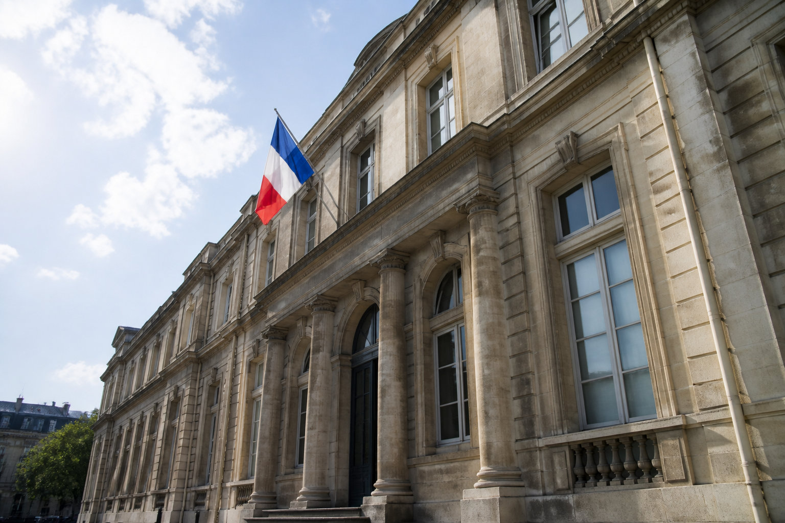 Garanties et régulation : protéger votre épargne efficacement